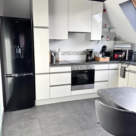 Au Bonheur Des Hirondelles